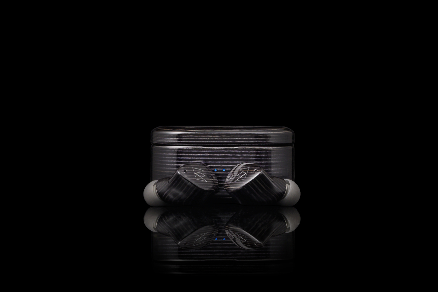 The Fusion of Design Philosophy and Modern Performance】1DD/2BA